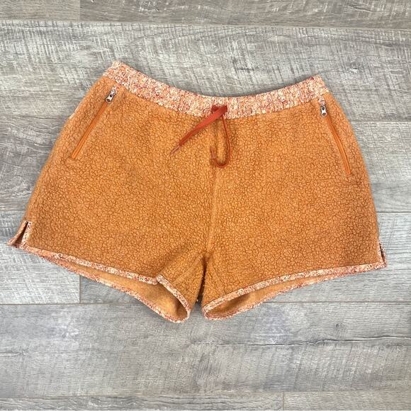 Outdoor Voices MegaFleece Shorts - Picture 8 of 8